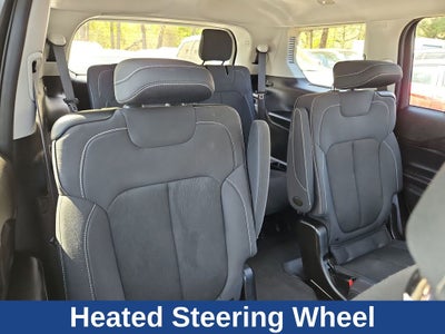 2022 Jeep Grand Cherokee L Laredo