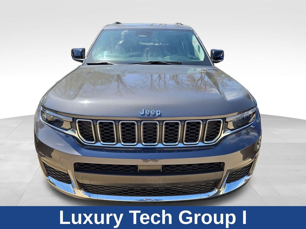 2022 Jeep Grand Cherokee L Laredo