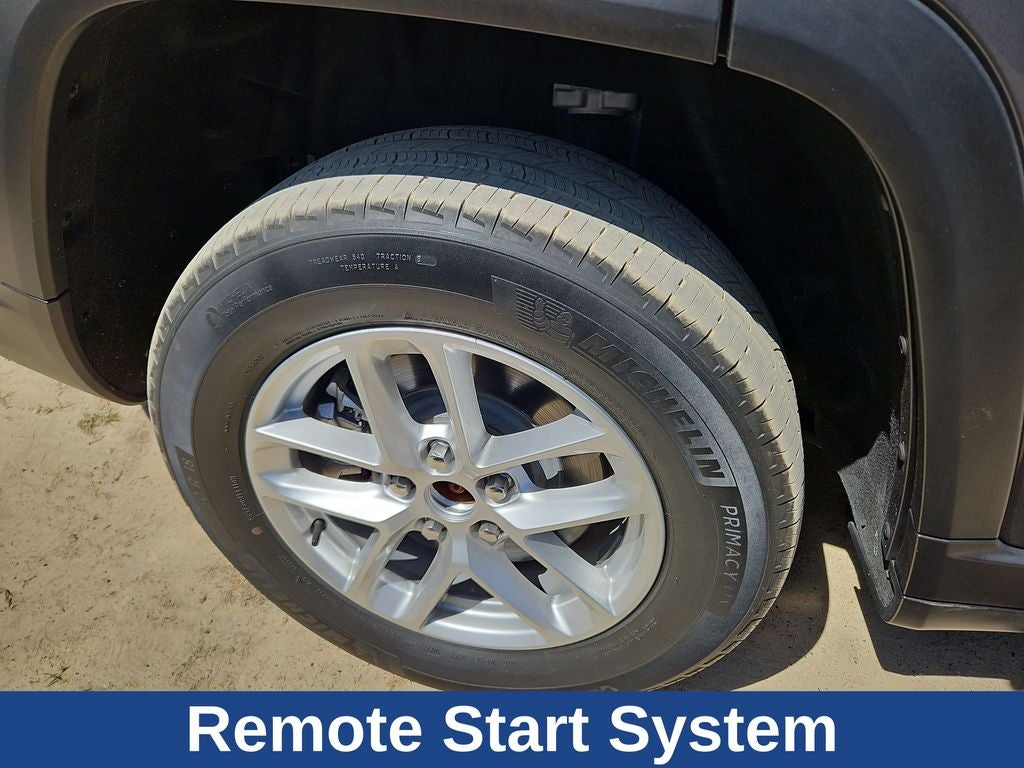 2022 Jeep Grand Cherokee L Laredo