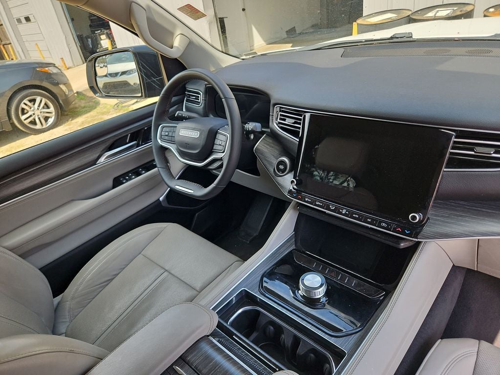 2024 Jeep Wagoneer L Series II