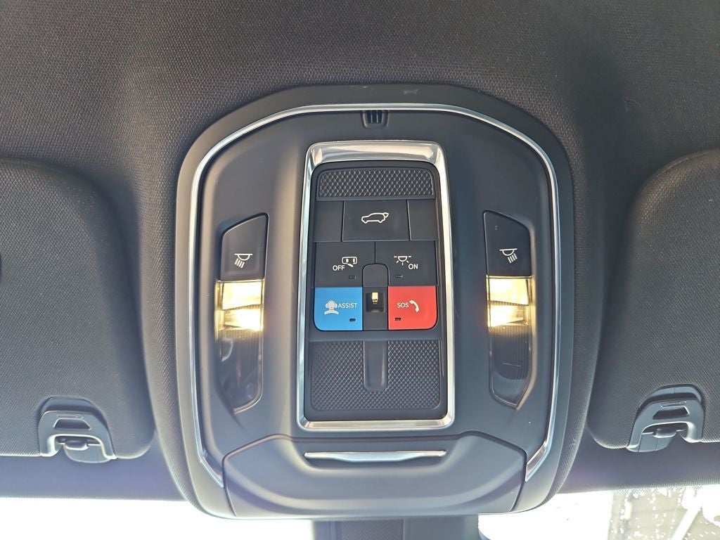 2024 Jeep Wagoneer L Series III