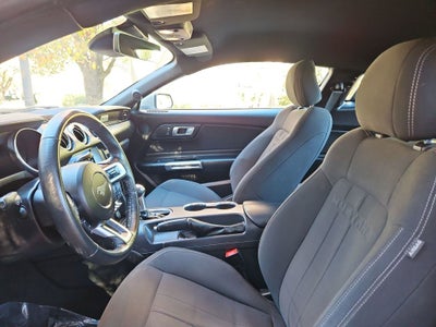 2022 Ford Mustang EcoBoost