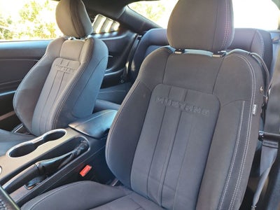 2022 Ford Mustang EcoBoost