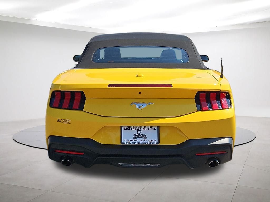 2024 Ford Mustang EcoBoost