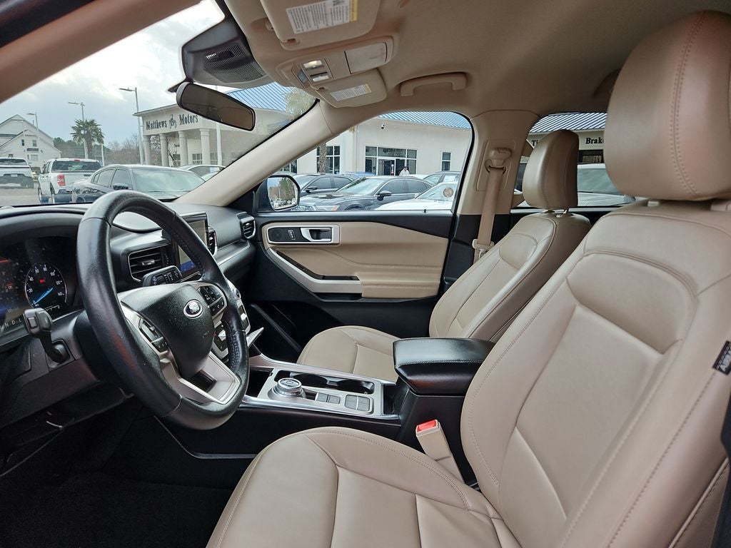 2024 Ford Explorer XLT