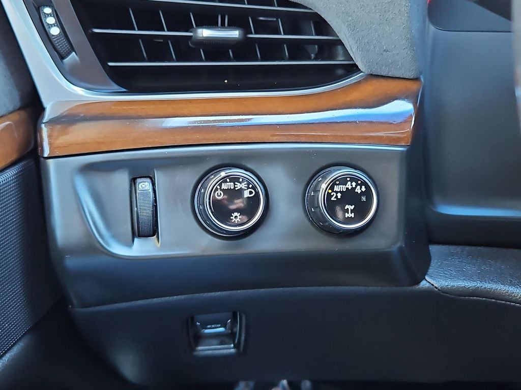 2020 Cadillac Escalade Premium Luxury