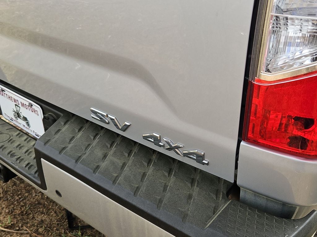 2021 Nissan Titan SV