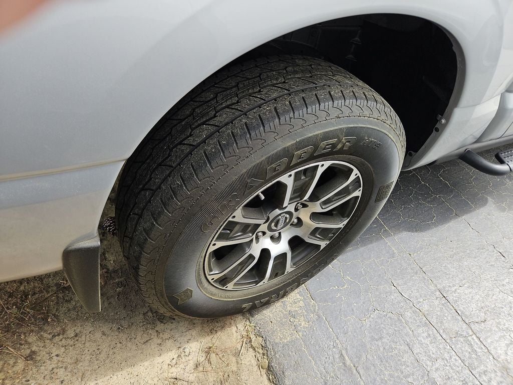 2021 Nissan Titan SV