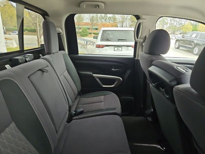 2021 Nissan Titan SV