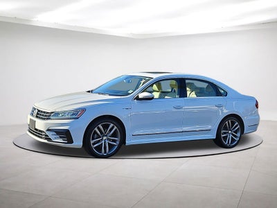 2019 Volkswagen Passat 2.0T SE R-Line