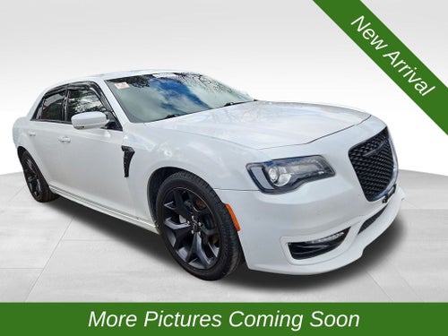 2022 Chrysler 300 Touring