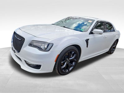 2022 Chrysler 300 Touring