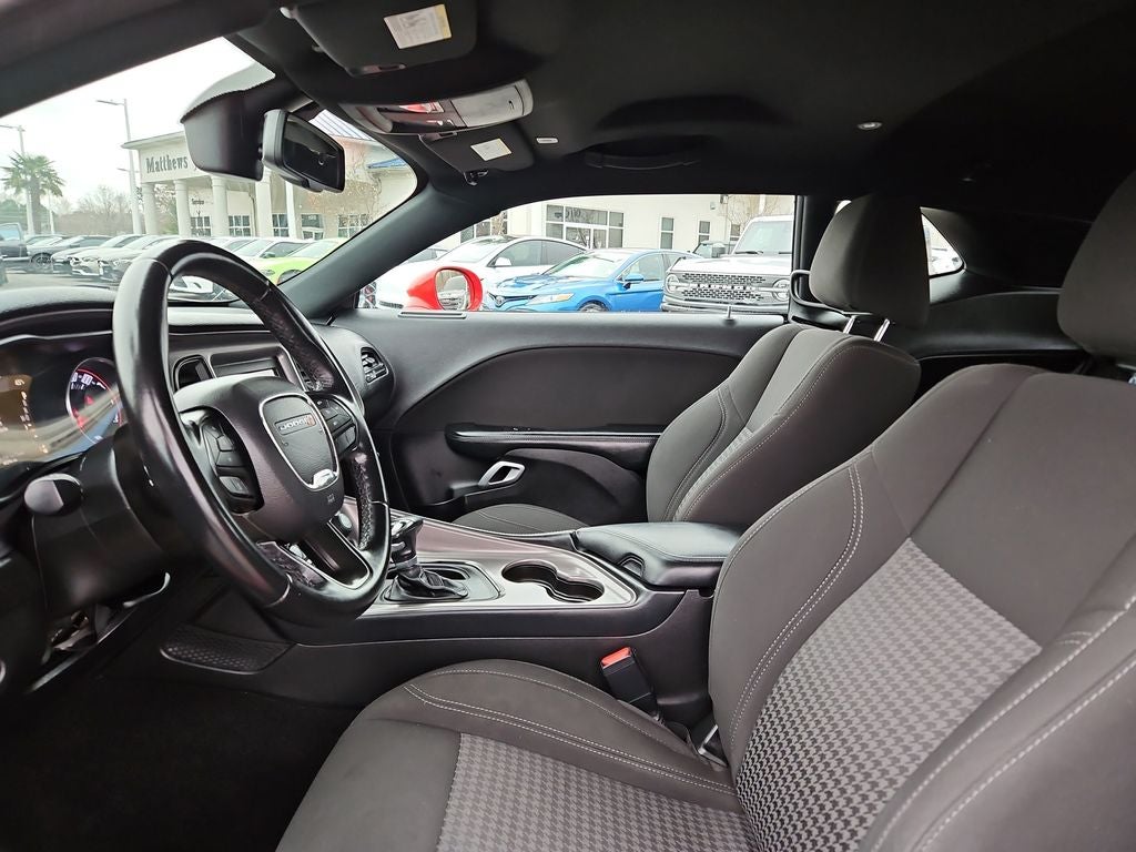 2023 Dodge Challenger SXT