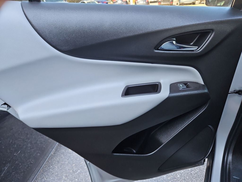 2022 Chevrolet Equinox LT w/ CONVENIENCE AND ADV. SAFETY PCKG