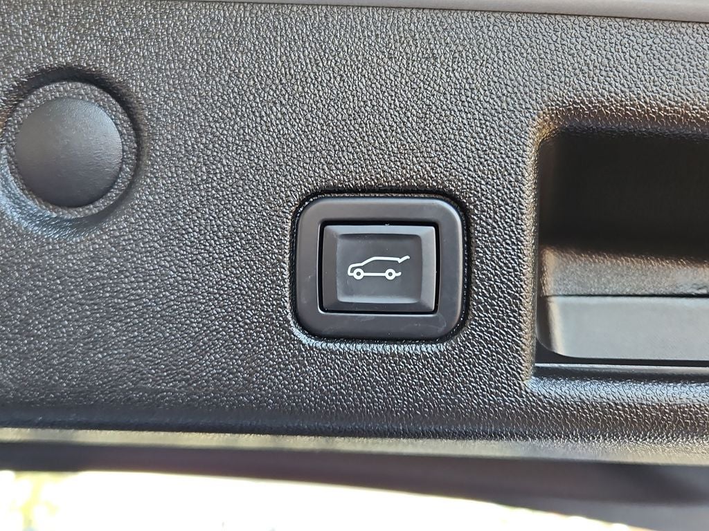 2022 Chevrolet Equinox LT w/ CONVENIENCE AND ADV. SAFETY PCKG