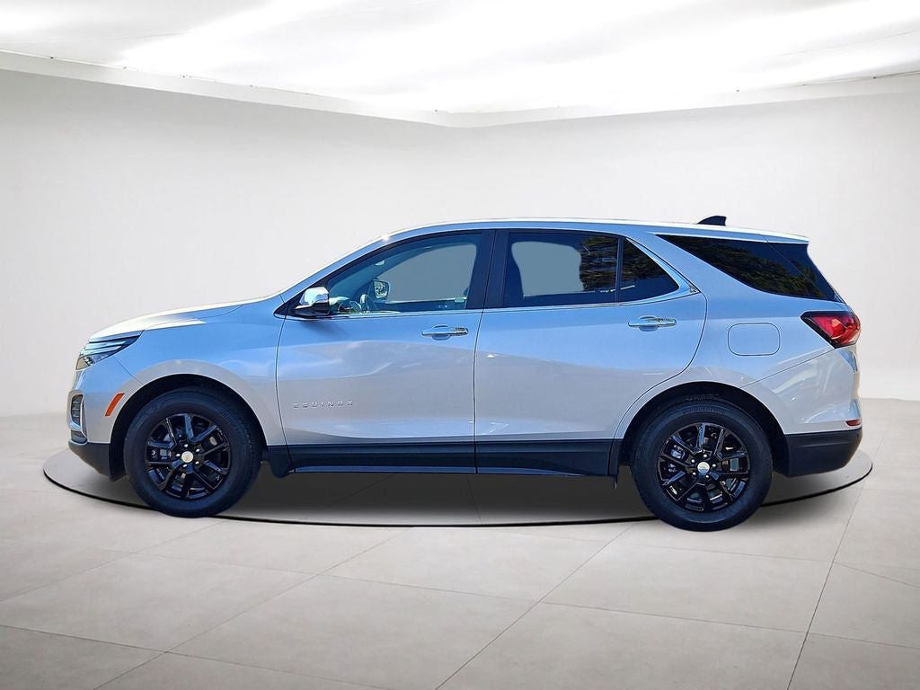 2022 Chevrolet Equinox LT w/ CONVENIENCE AND ADV. SAFETY PCKG