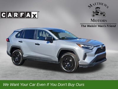 2025 Toyota RAV4 LE
