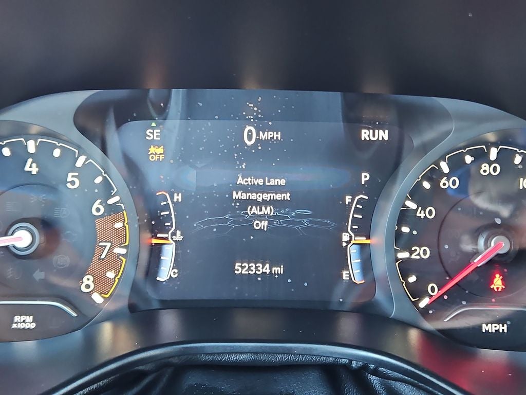 2024 Jeep Compass Latitude w/ enhanced Black Crystal Pearlcoat