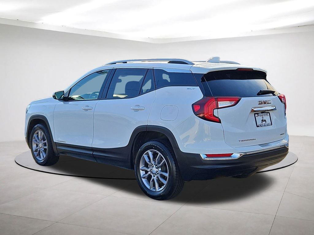 2024 GMC Terrain SLT