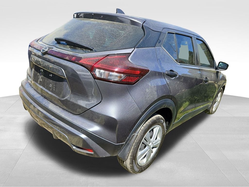 2023 Nissan Kicks S