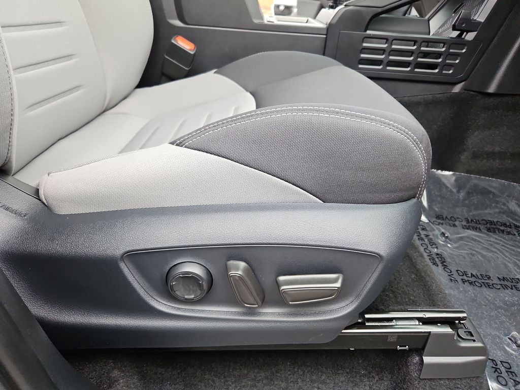 2025 Toyota Tacoma TRD Off-Road w/SUNROOF