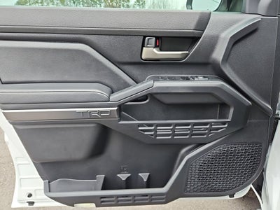 2025 Toyota Tacoma TRD Off-Road w/SUNROOF