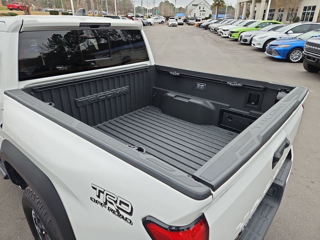 2025 Toyota Tacoma TRD Off-Road w/SUNROOF