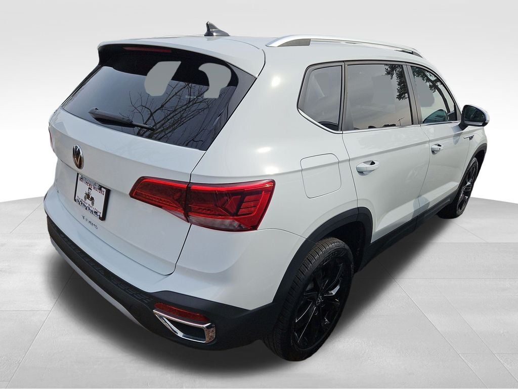 2024 Volkswagen Taos 1.5T SE