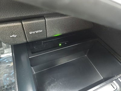 2020 Toyota Camry XLE Panoramic Sunroor