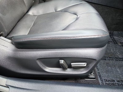 2020 Toyota Camry XLE Panoramic Sunroor