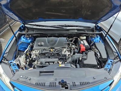 2020 Toyota Camry XLE Panoramic Sunroor
