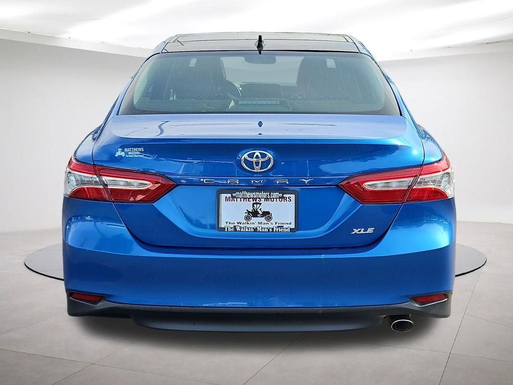 2020 Toyota Camry XLE PANORMIC SUNROOF