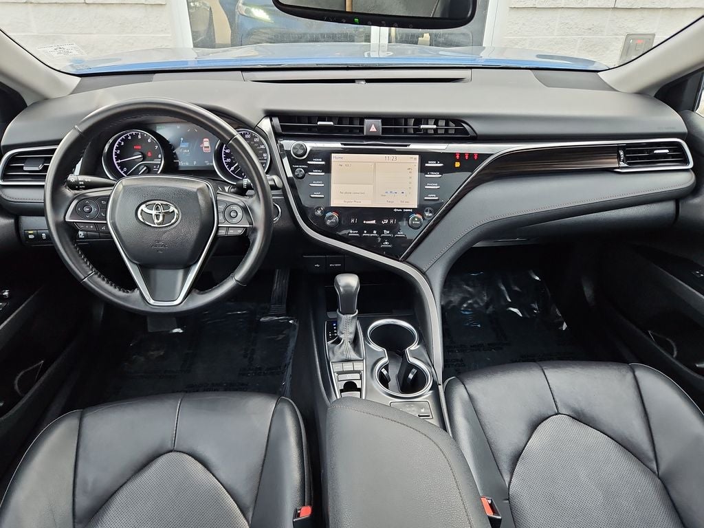 2020 Toyota Camry XLE PANORMIC SUNROOF