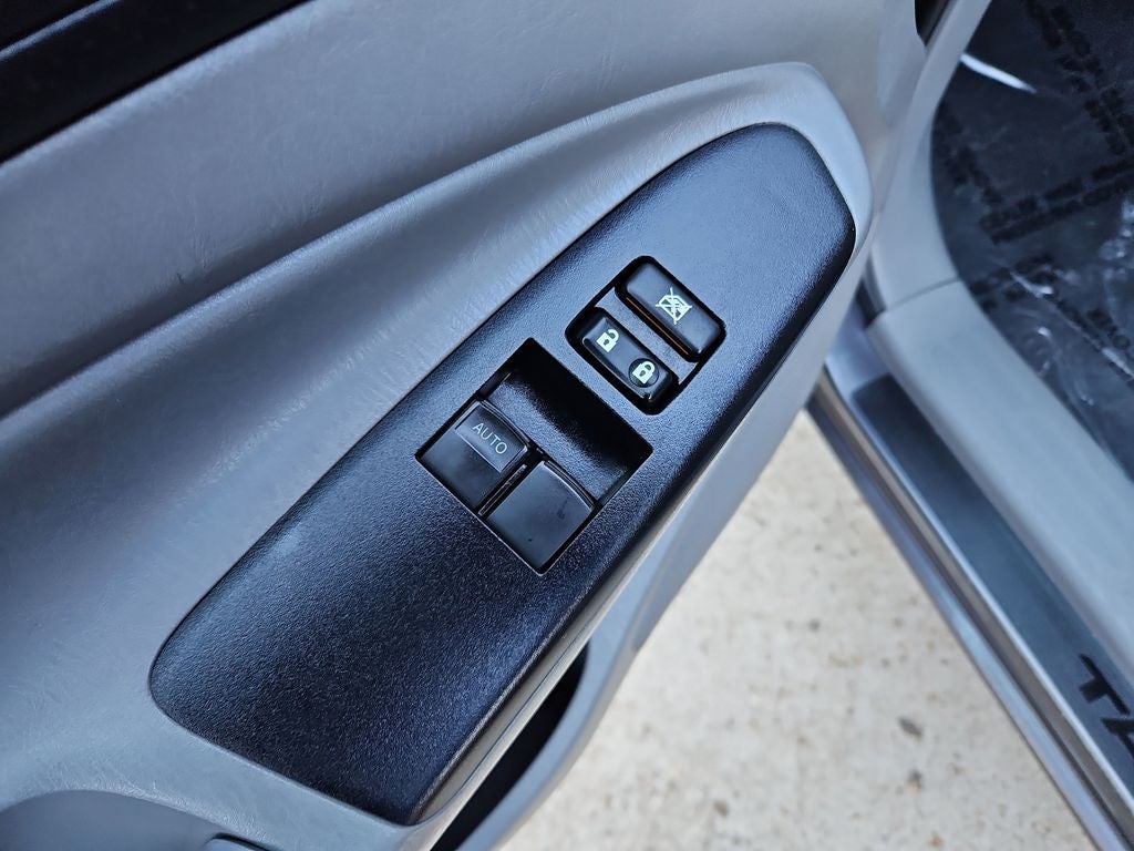 2014 Toyota Tacoma Base