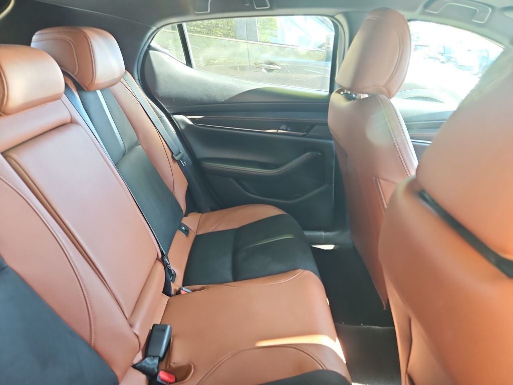 2024 Mazda Mazda3 2.5 Carbon Turbo