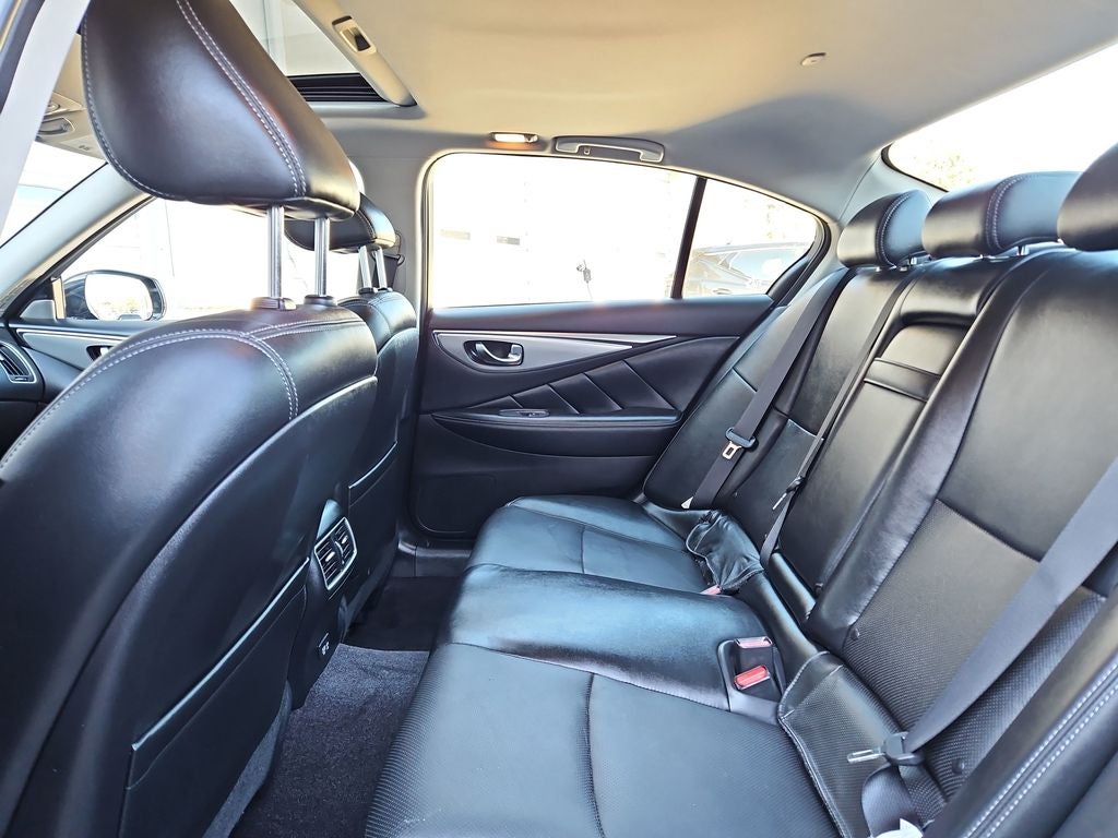 2022 INFINITI Q50 Luxury