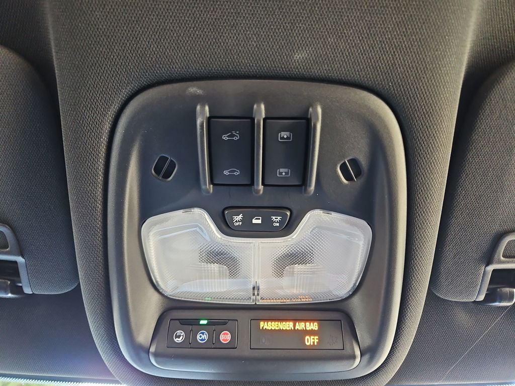 2026 Chevrolet TrailBlazer RS Panoramic Sunroof w/ Convenience Package