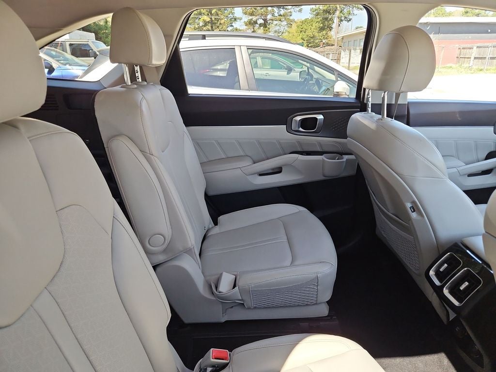 2022 Kia Sorento Plug-In Hybrid SX