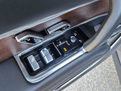 2023 Land Rover Range Rover SE LWB 7 Passenger