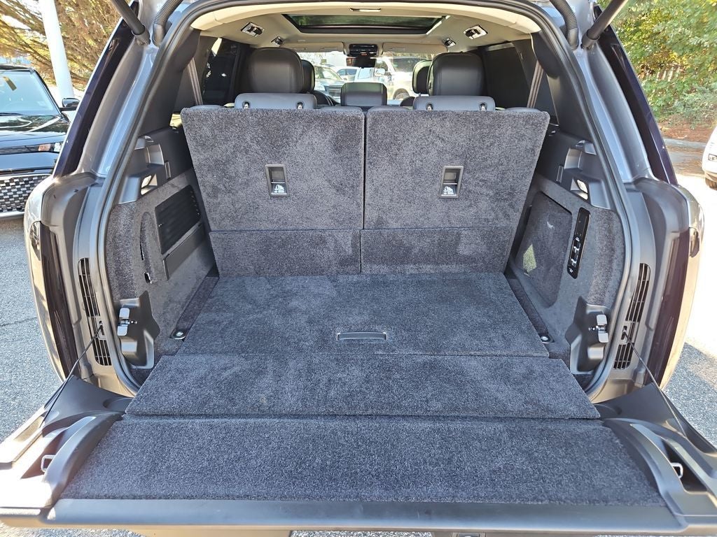 2023 Land Rover Range Rover SE LWB 7 Passenger