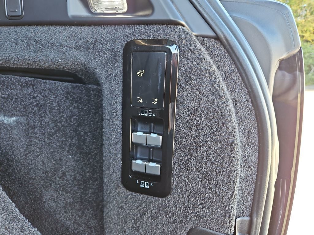 2023 Land Rover Range Rover SE LWB 7 Passenger