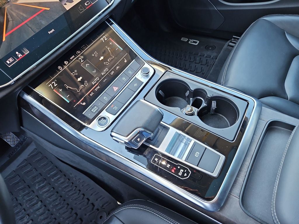 2022 Audi Q8 55 Premium quattro