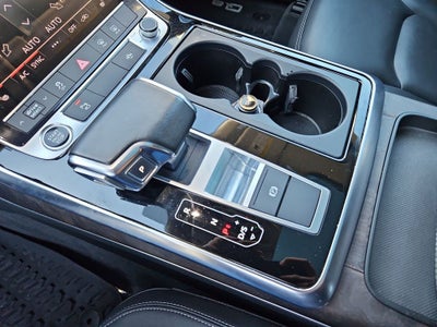 2022 Audi Q8 55 Premium quattro