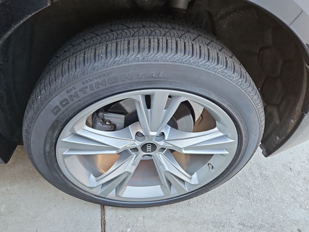 2022 Audi Q8 55 Premium quattro