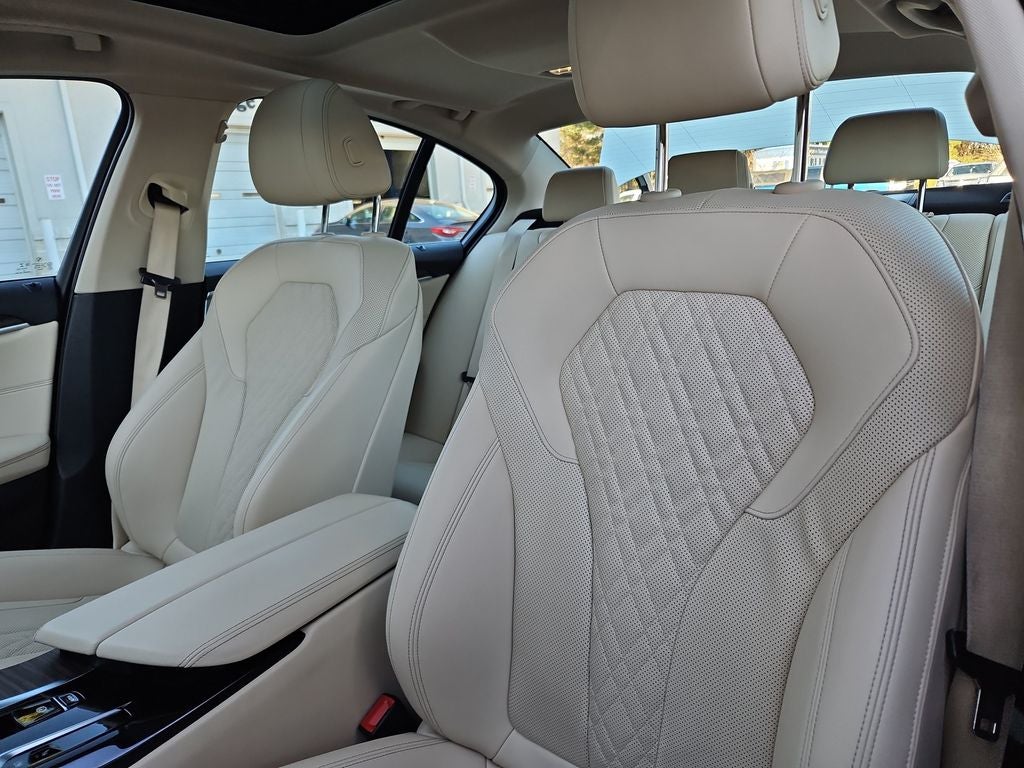 2022 BMW 5 Series 530e iPerformance