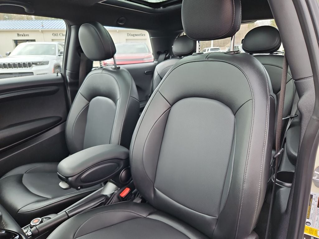 2021 MINI Cooper Oxford Edition w/PANO ROOF, 1 OWNER