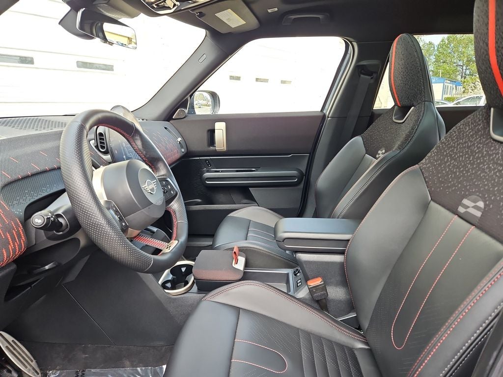 2025 MINI John Cooper Works Countryman Iconic