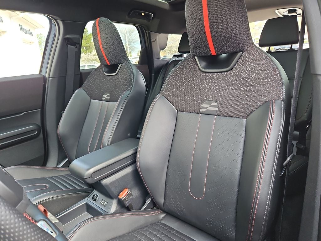 2025 MINI John Cooper Works Countryman Iconic