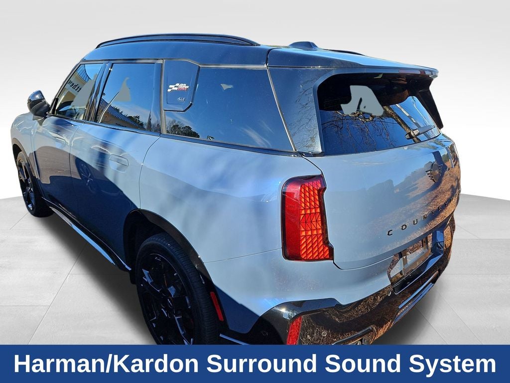 2025 MINI John Cooper Works Countryman Iconic