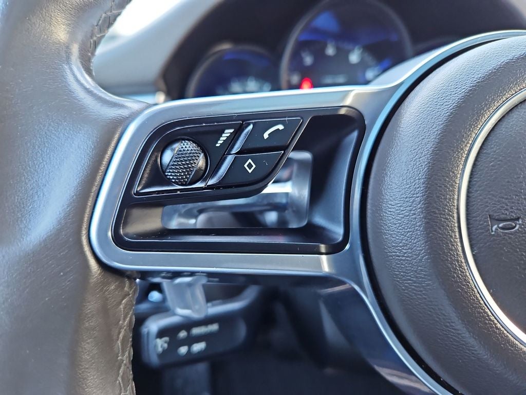 2017 Porsche Macan Base